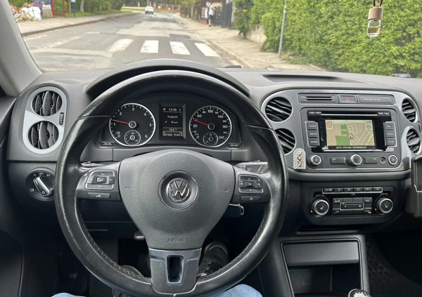 Volkswagen Tiguan cena 49900 przebieg: 207000, rok produkcji 2015 z Będzin małe 562